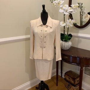 Sansappelle deux-piece.. Silk size 8